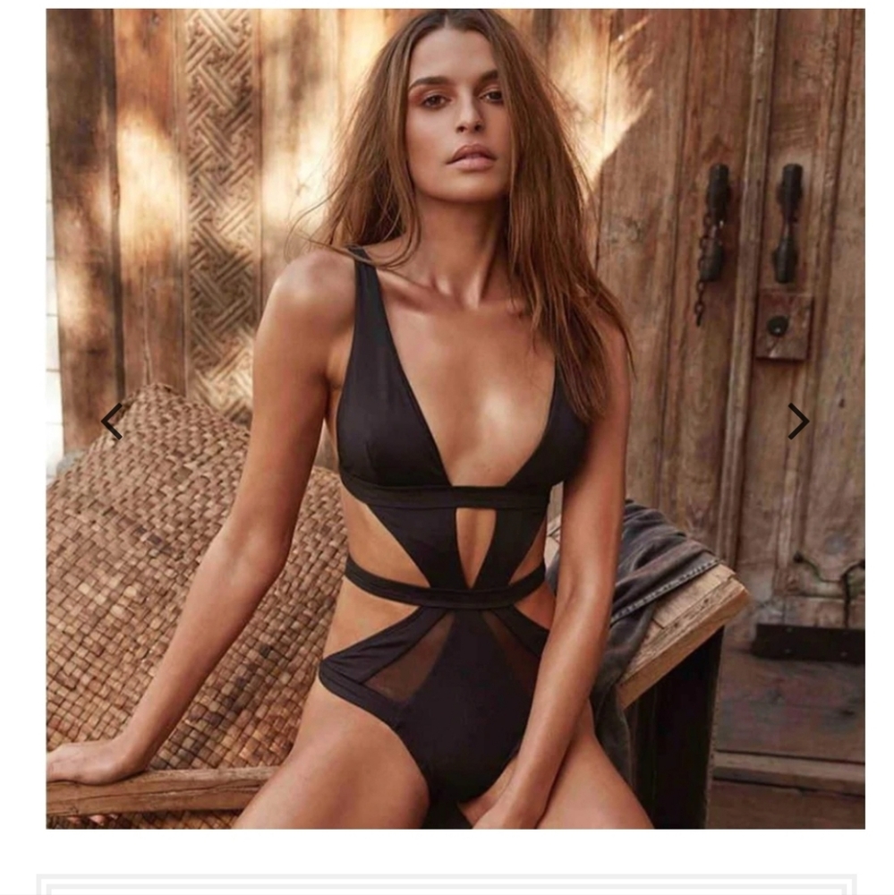 Just Chic Vibes Black Maui One Piece Swimsuit L